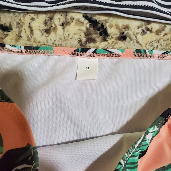 Two Piece Swim Suit-NWT - Picture 3 of 6